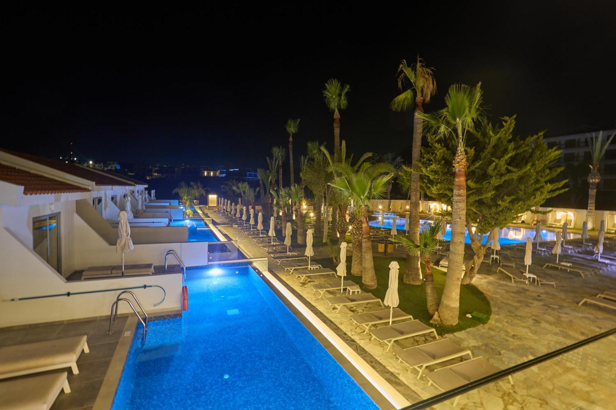 Bohemian Gardens 4*